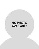 Portrait photo of Arlene Duque