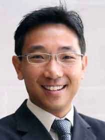 Portrait photo of Tiong Ho Yee